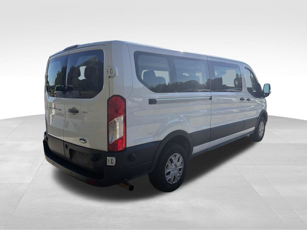 2024 Ford Transit Passenger Wagon XL