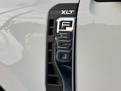 2025 Ford Super Duty F-350 SRW XL