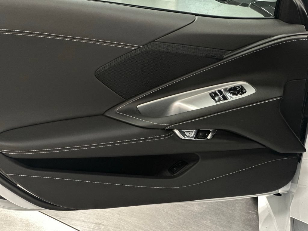 2027 Chevrolet Corvette Stingray 1LT