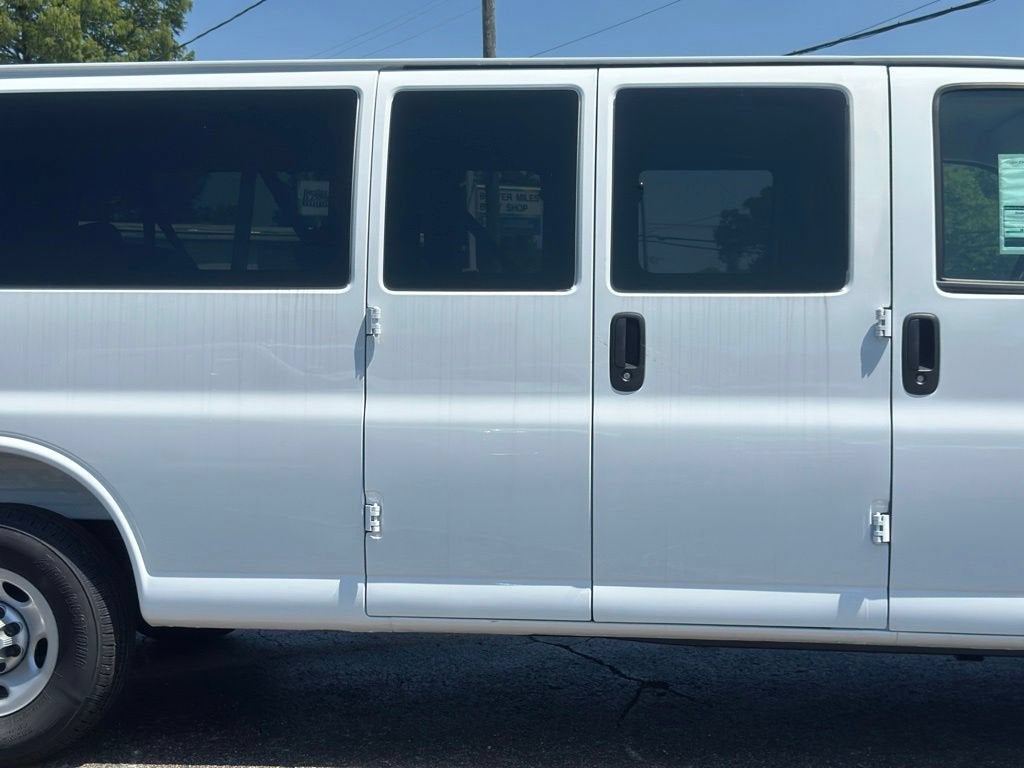2026 Chevrolet Express Passenger LS