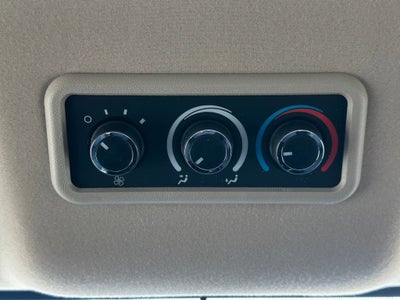 2025 Chevrolet Express Passenger 3500 1LS