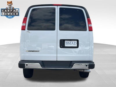 2024 Chevrolet Express Passenger 3500 1LT