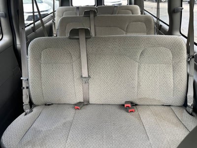 2024 Chevrolet Express Passenger 3500 1LT