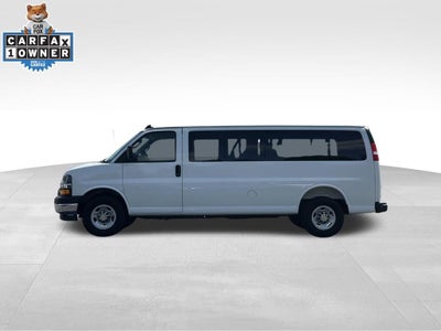 2025 Chevrolet Express Passenger 1LT