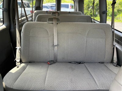 2025 Chevrolet Express Passenger 1LT