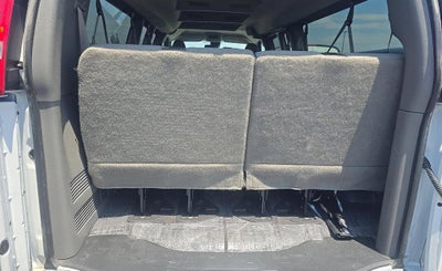 2025 Chevrolet Express Passenger 1LT