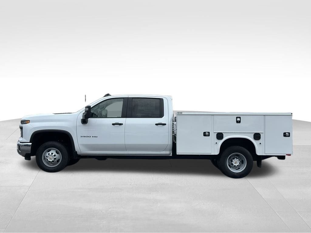 2025 Chevrolet Silverado 3500 HD Chassis Cab Work Truck