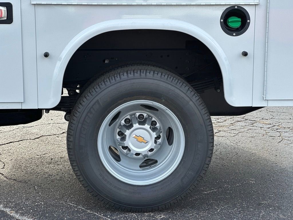 2025 Chevrolet Silverado 3500 HD Chassis Cab Work Truck