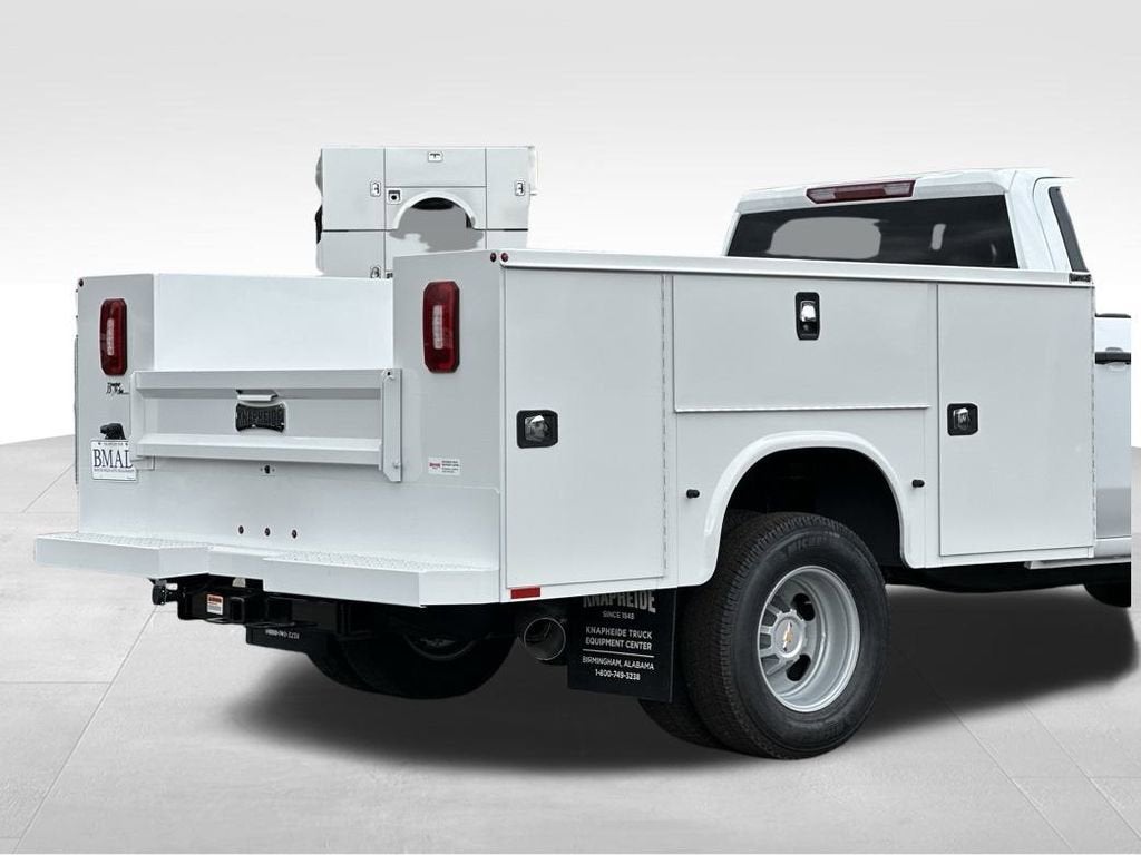 2025 Chevrolet Silverado 3500 HD Chassis Cab Work Truck