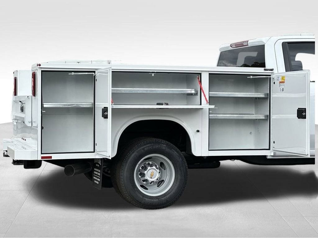 2025 Chevrolet Silverado 3500 HD Chassis Cab Work Truck