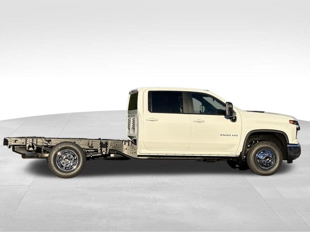 2026 Chevrolet Silverado 3500 HD Chassis Cab LT