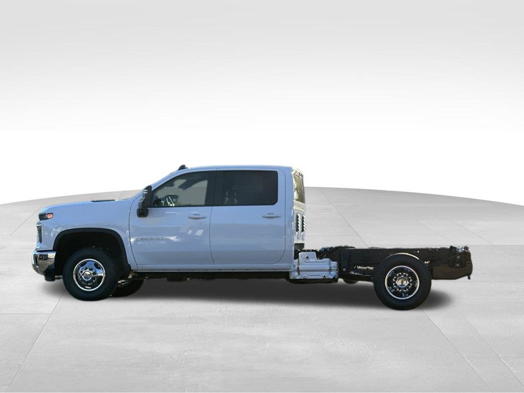 2026 Chevrolet Silverado 3500 HD Chassis Cab LT