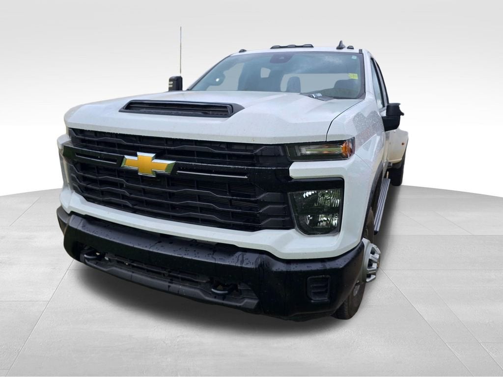 2025 Chevrolet Silverado 3500 HD WT DRW