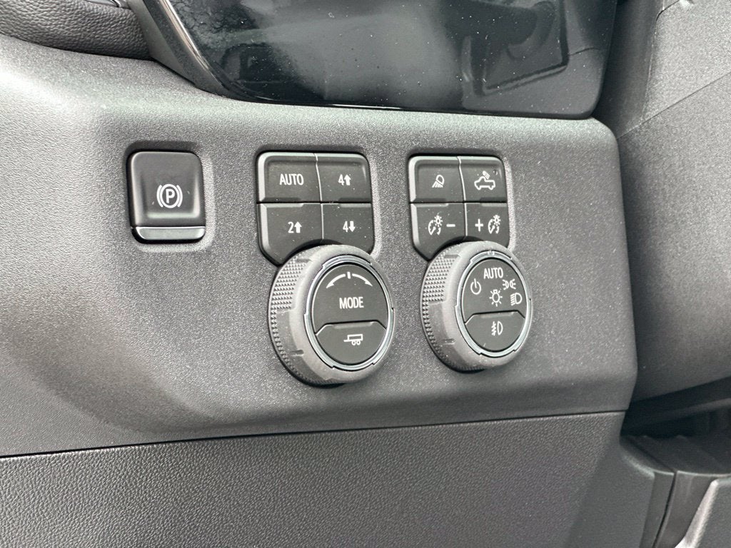 2026 Chevrolet Silverado 3500 HD LTZ DRW