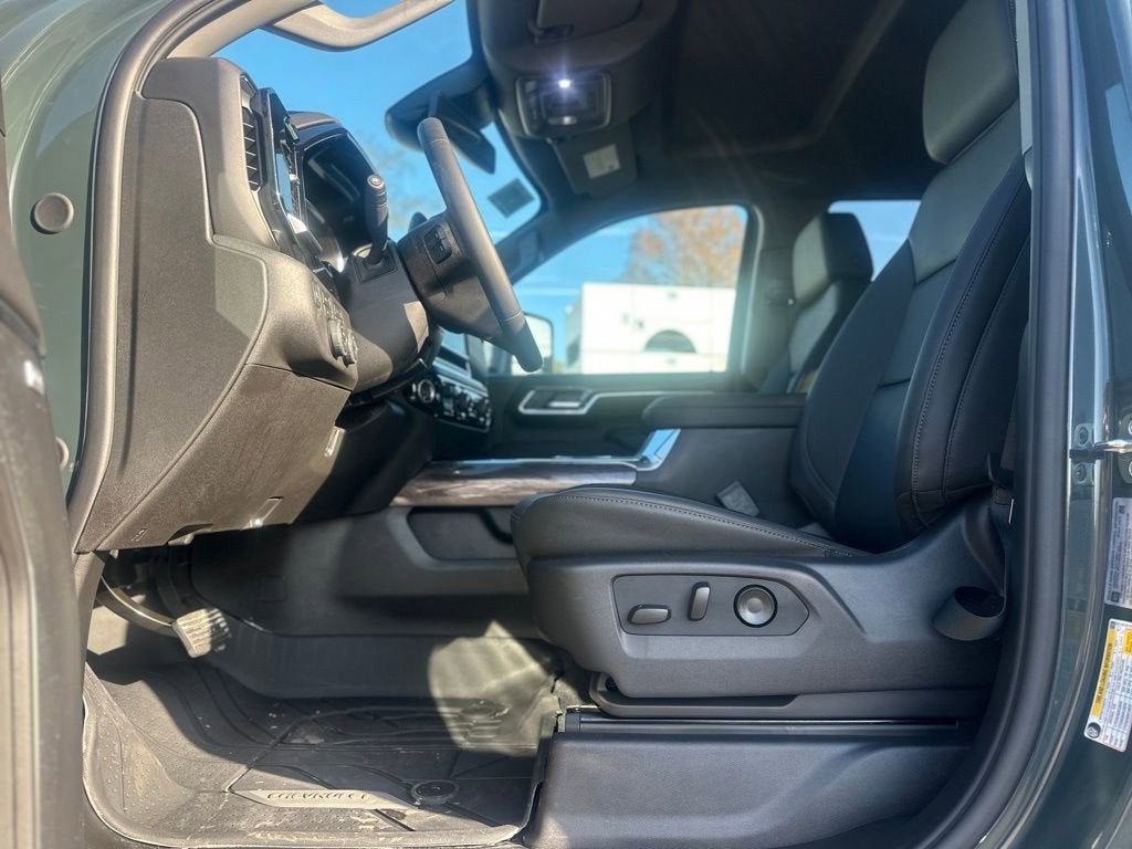 2026 Chevrolet Silverado 3500 HD LTZ DRW