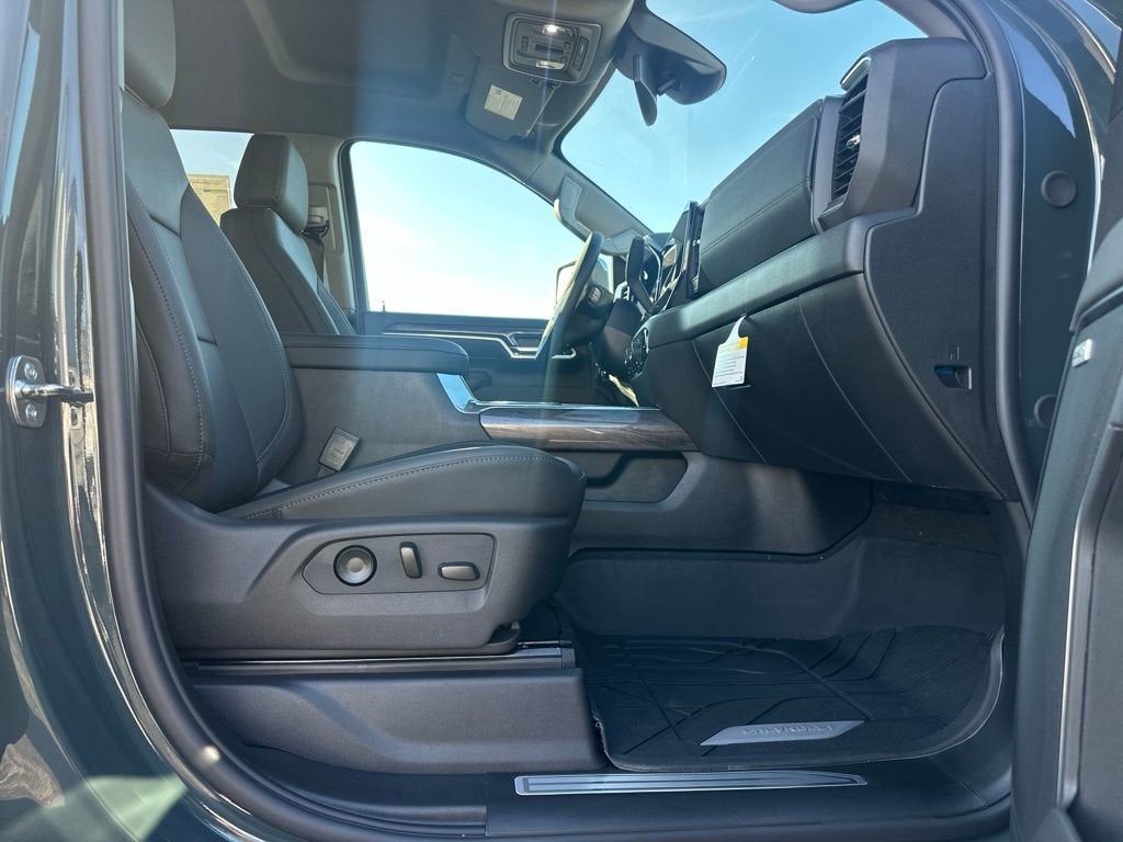 2026 Chevrolet Silverado 3500 HD LTZ DRW