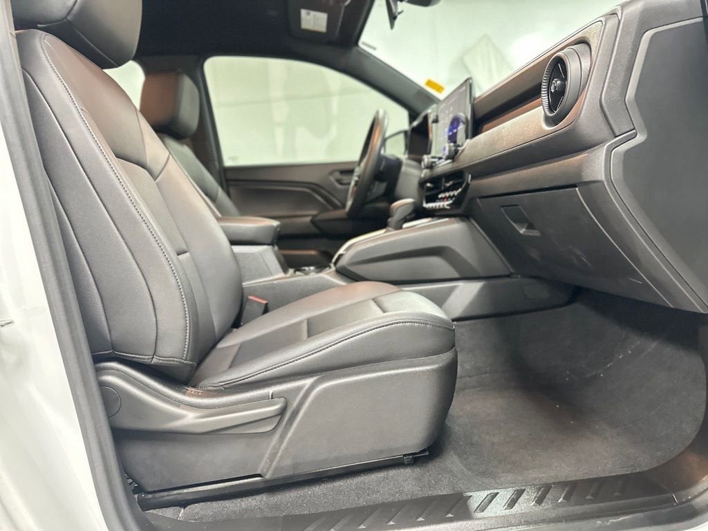 2024 Chevrolet Colorado WT