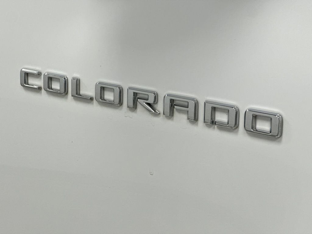 2024 Chevrolet Colorado WT