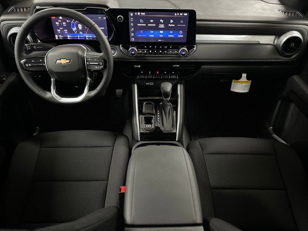 2025 Chevrolet Colorado WT/LT