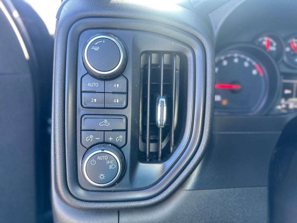 2019 Chevrolet Silverado 1500 Custom Trail Boss