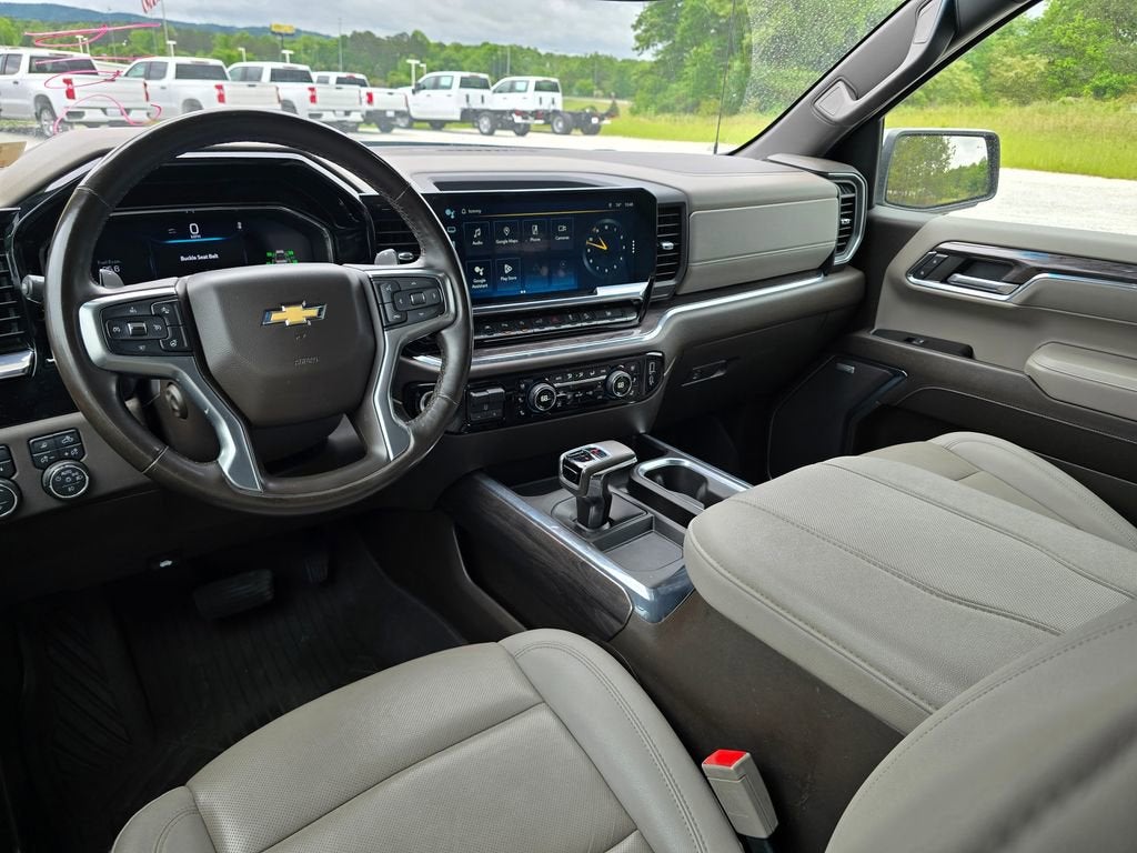 2024 Chevrolet Silverado 1500 LTZ - Photo 16