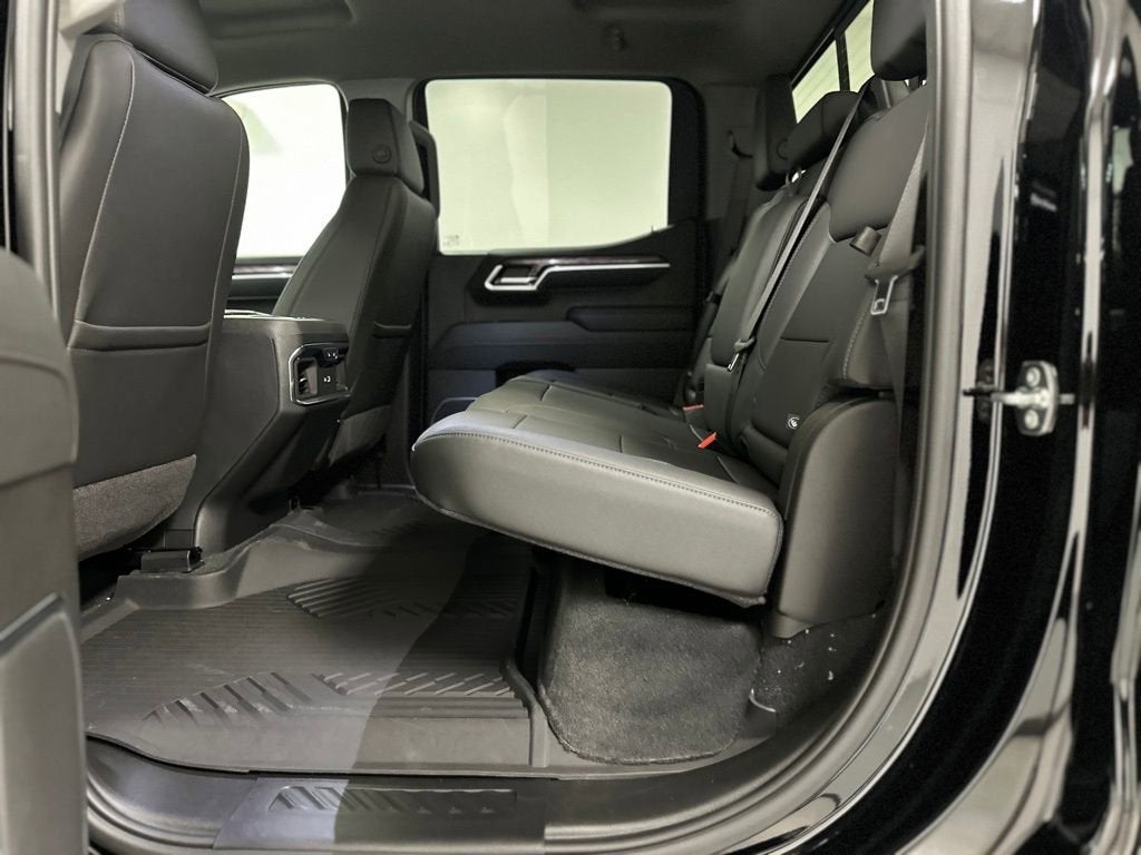 2026 Chevrolet Silverado 1500 LTZ - Photo 24