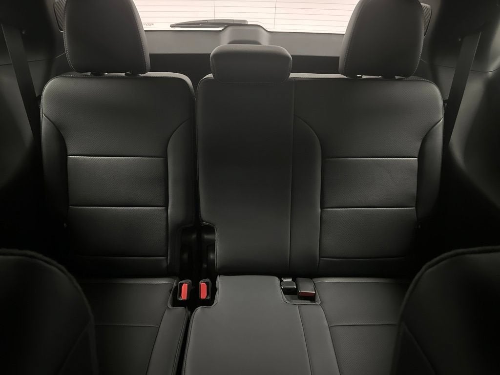 2027 Chevrolet Traverse LT - Photo 17