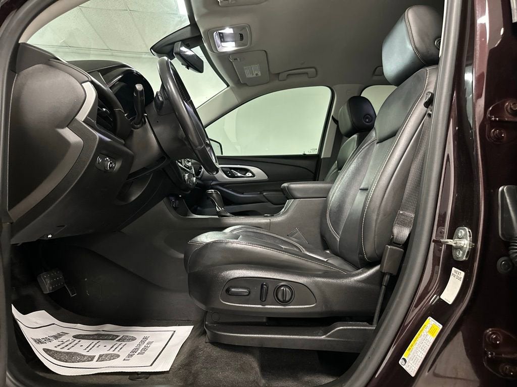 2020 Chevrolet Traverse LT Leather