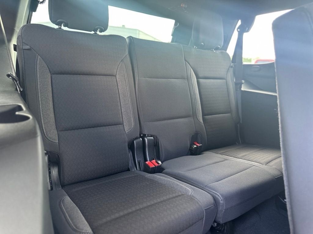 2025 Chevrolet Tahoe LS