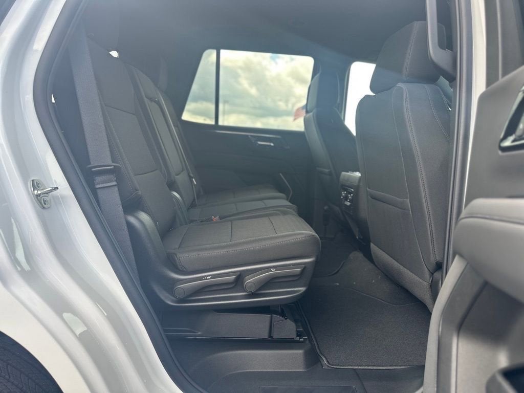 2025 Chevrolet Tahoe LS