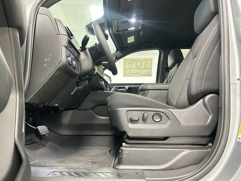 2025 Chevrolet Tahoe LS