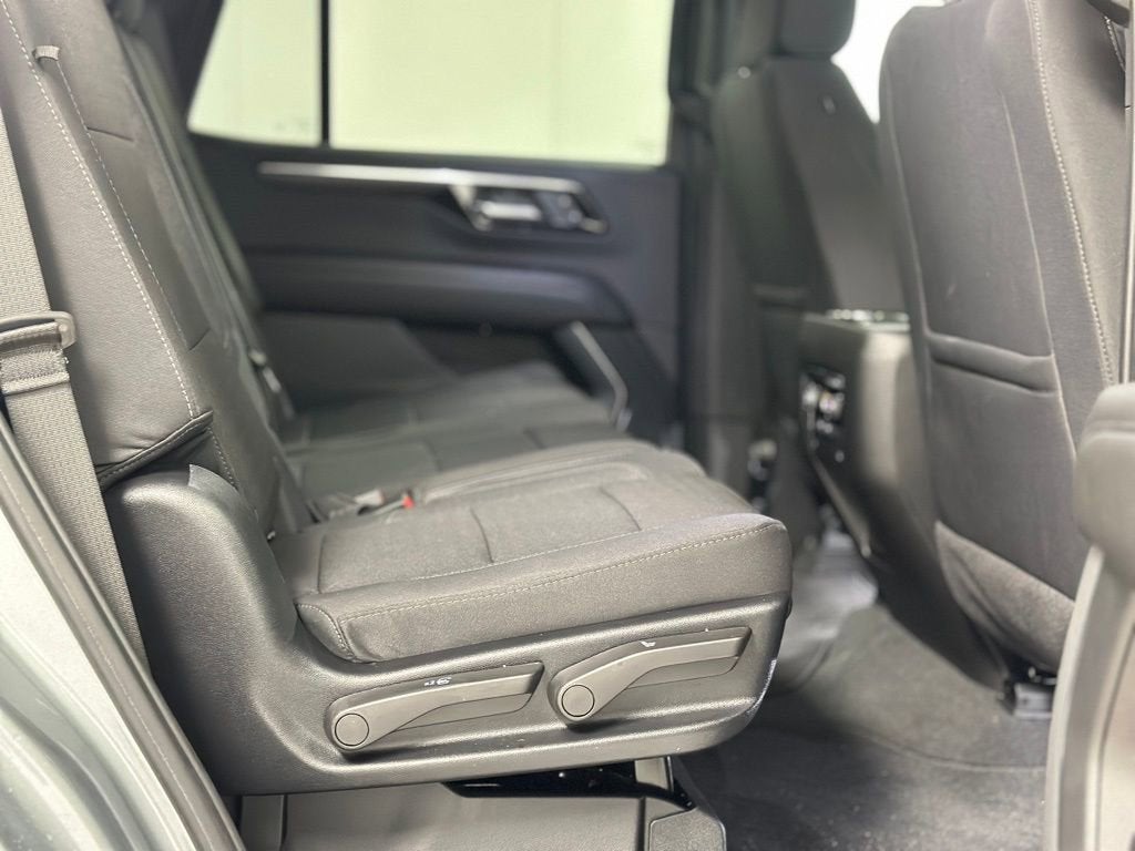 2025 Chevrolet Tahoe LS