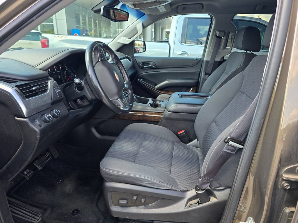 2016 Chevrolet Suburban LS