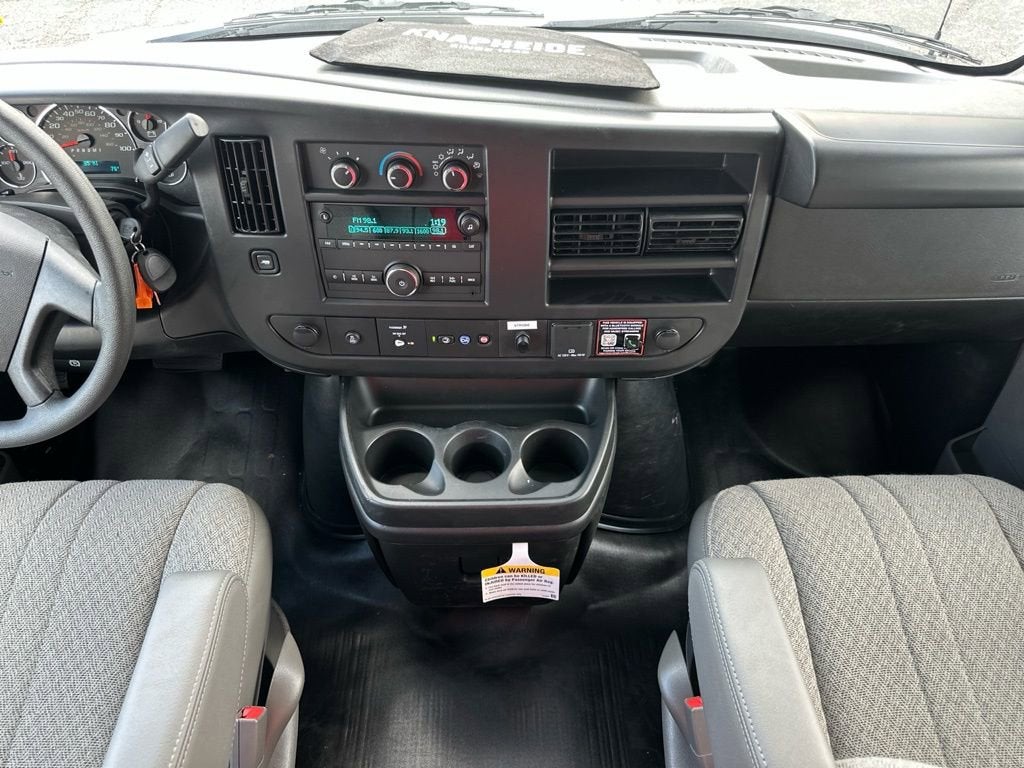 2026 Chevrolet Express Cutaway 3500 1WT