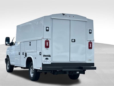 2026 Chevrolet Express Cutaway 3500 1WT