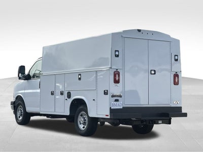 2026 Chevrolet Express Cutaway 3500 1WT
