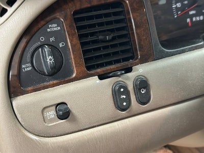 2001 Lincoln Town Car Executive