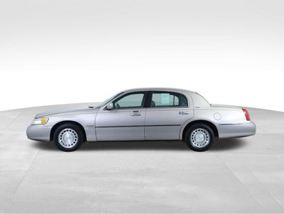 2001 Lincoln Town Car Executive
