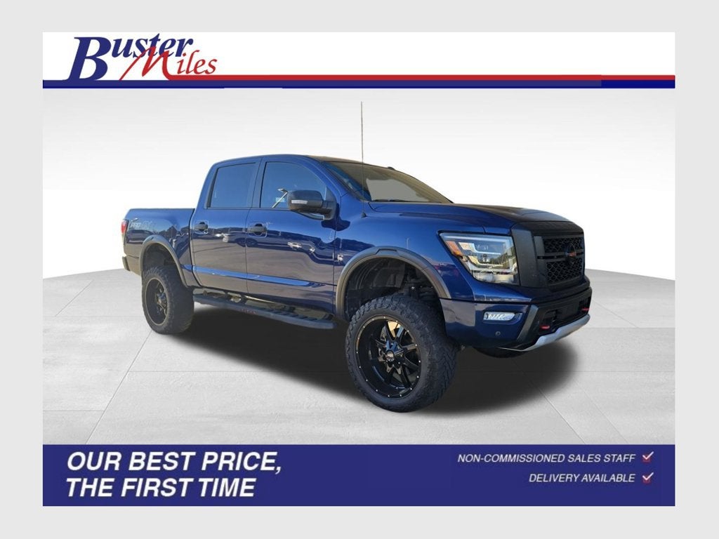 2021 Nissan TITAN Crew Cab PRO-4X 4x4