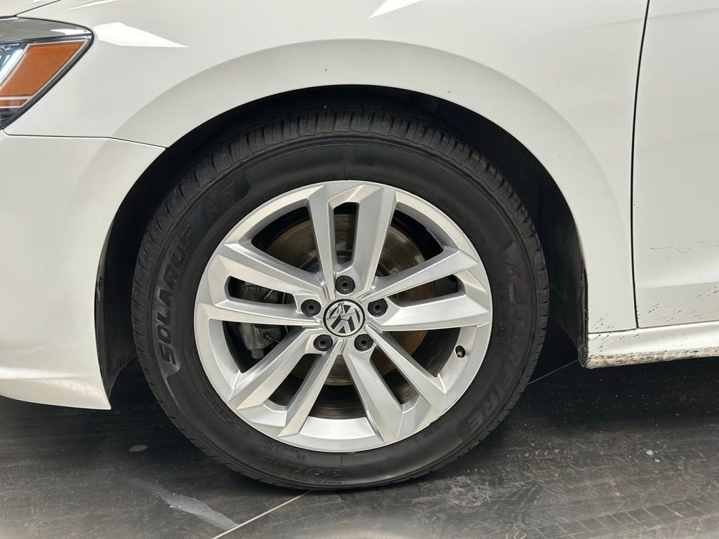 2020 Volkswagen Passat 2.0T SE