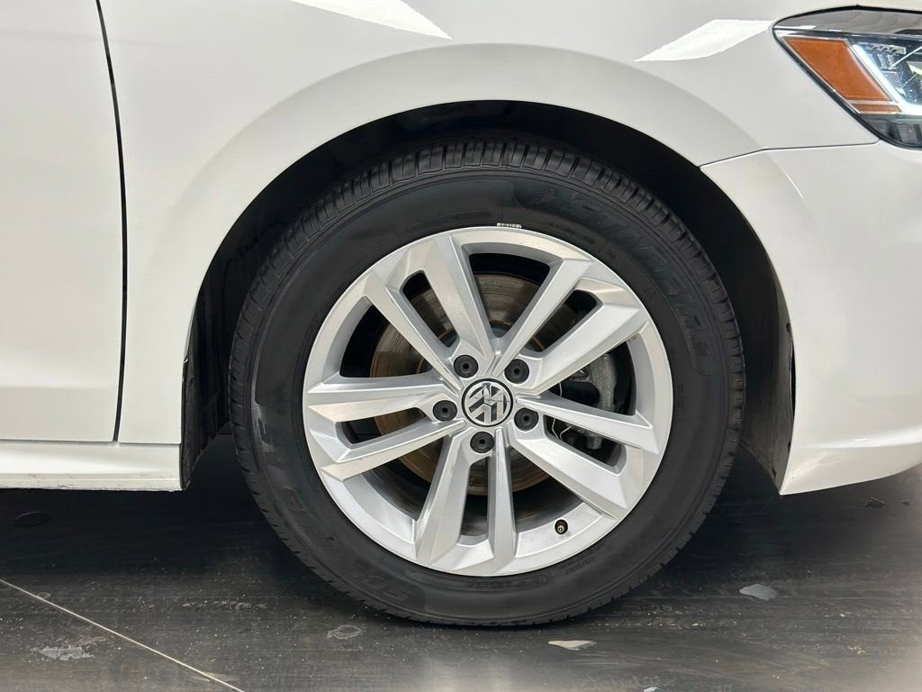 2020 Volkswagen Passat 2.0T SE