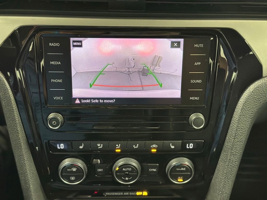 2020 Volkswagen Passat 2.0T SE