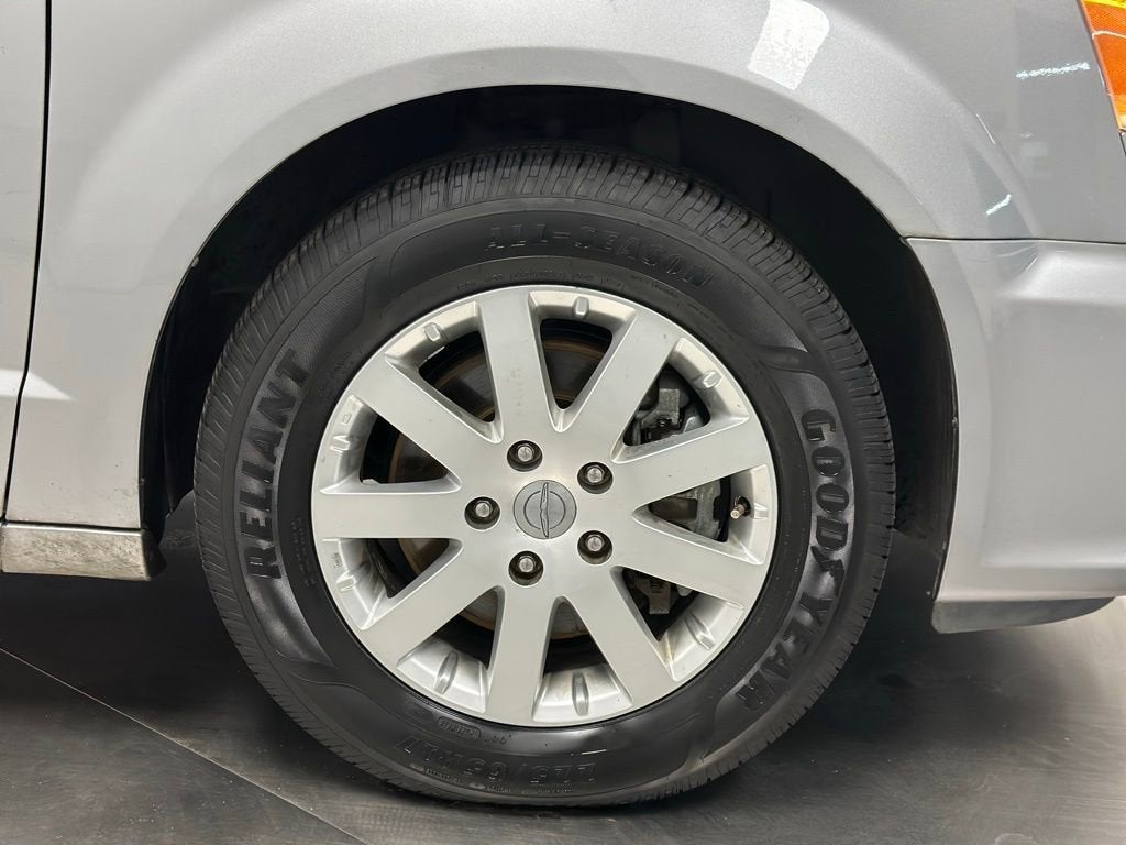 2014 Chrysler Town & Country Touring