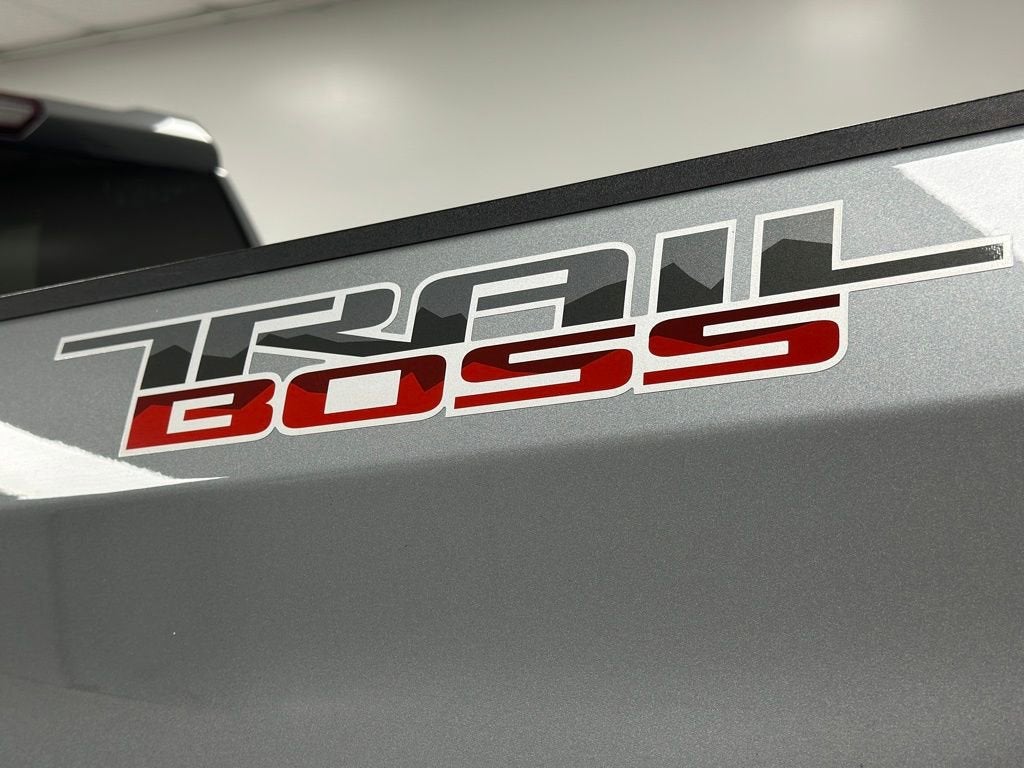2023 Chevrolet Silverado 1500 Custom Trail Boss
