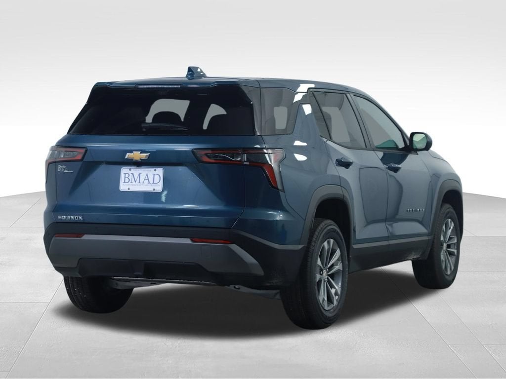 2027 Chevrolet Equinox LT - Photo 14