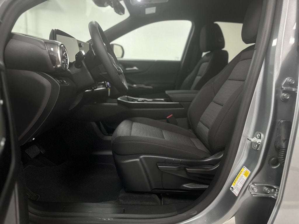 2027 Chevrolet Equinox LT - Photo 19
