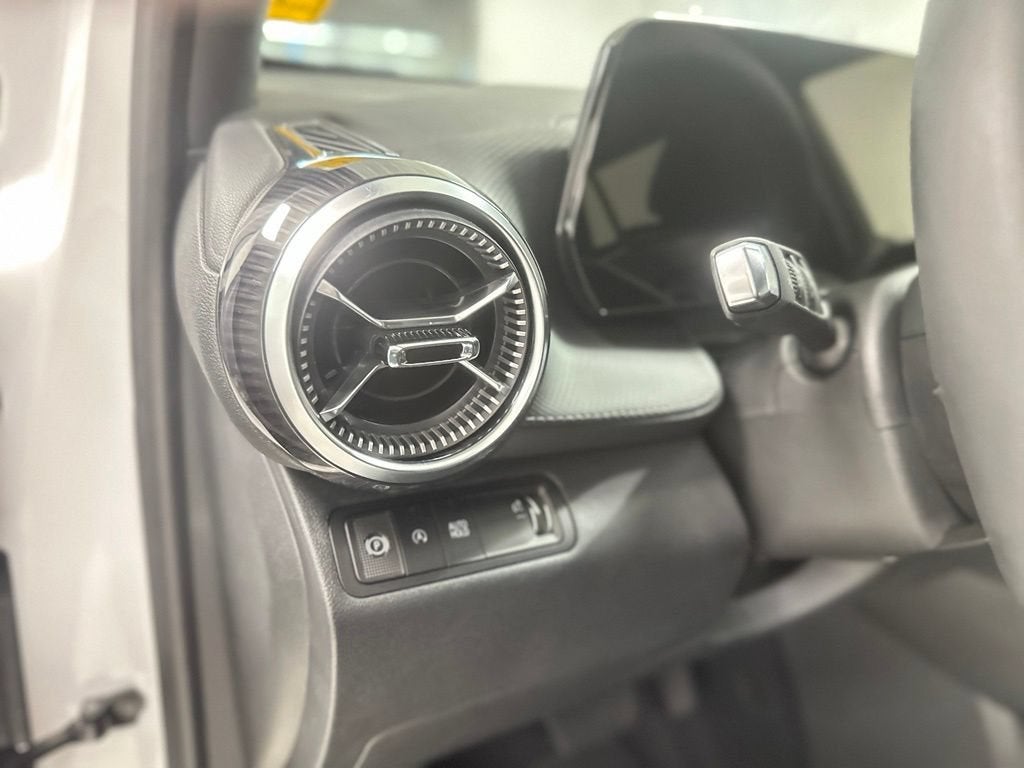 2027 Chevrolet Equinox LT - Photo 18