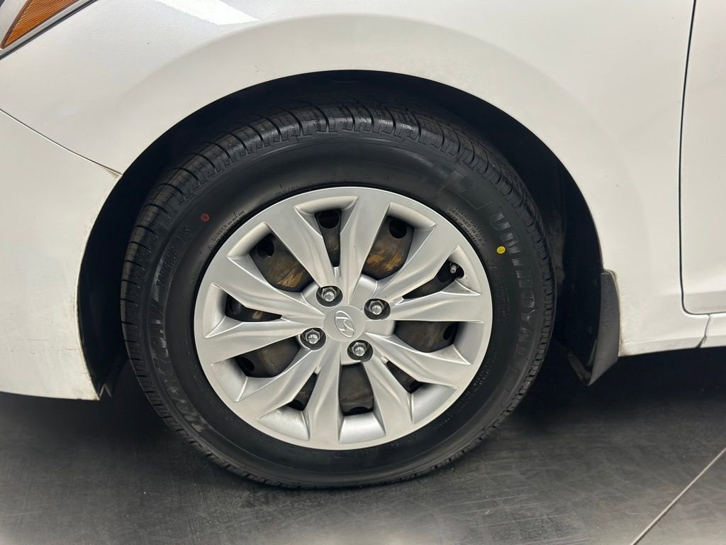 2018 Hyundai Accent SE