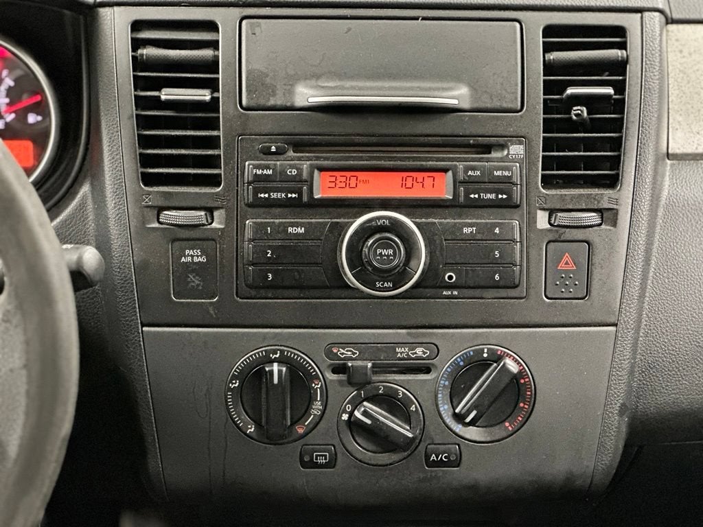 2011 Nissan Versa 1.8S
