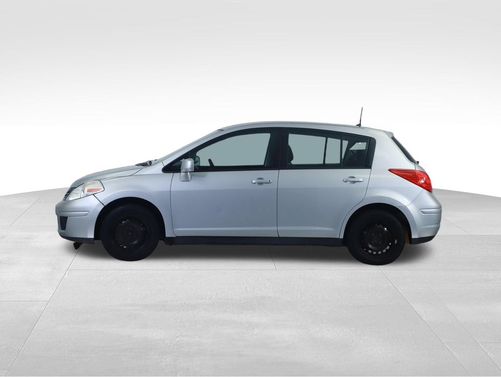 2011 Nissan Versa 1.8S
